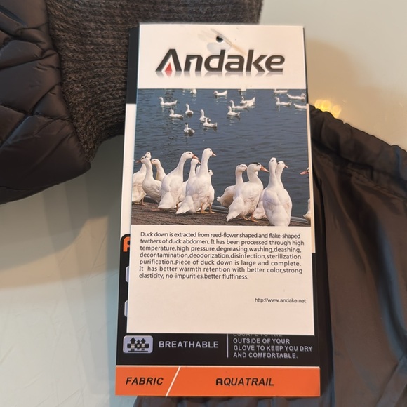 Women’s 90% down mitts - size o/s - Picture 3 of 7